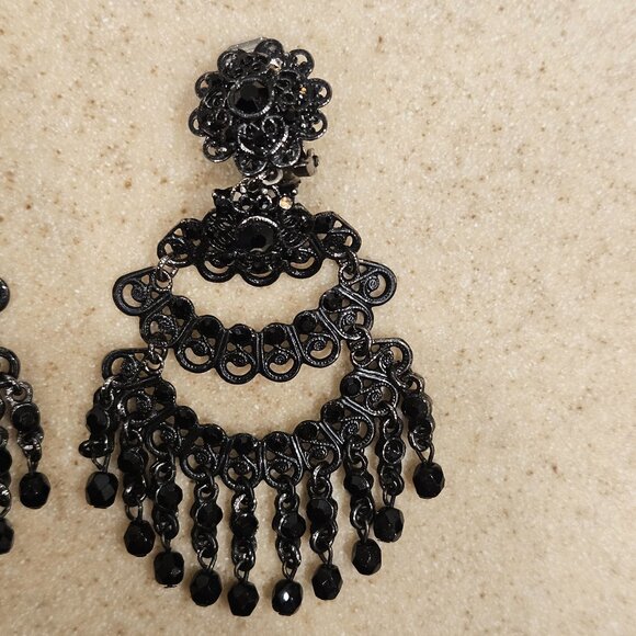 RARE VINTAGE JOSE & MARIA BARRERA BLACK CRYSTAL SILVER DROP CHANDELIER EARRINGS - Picture 9 of 10